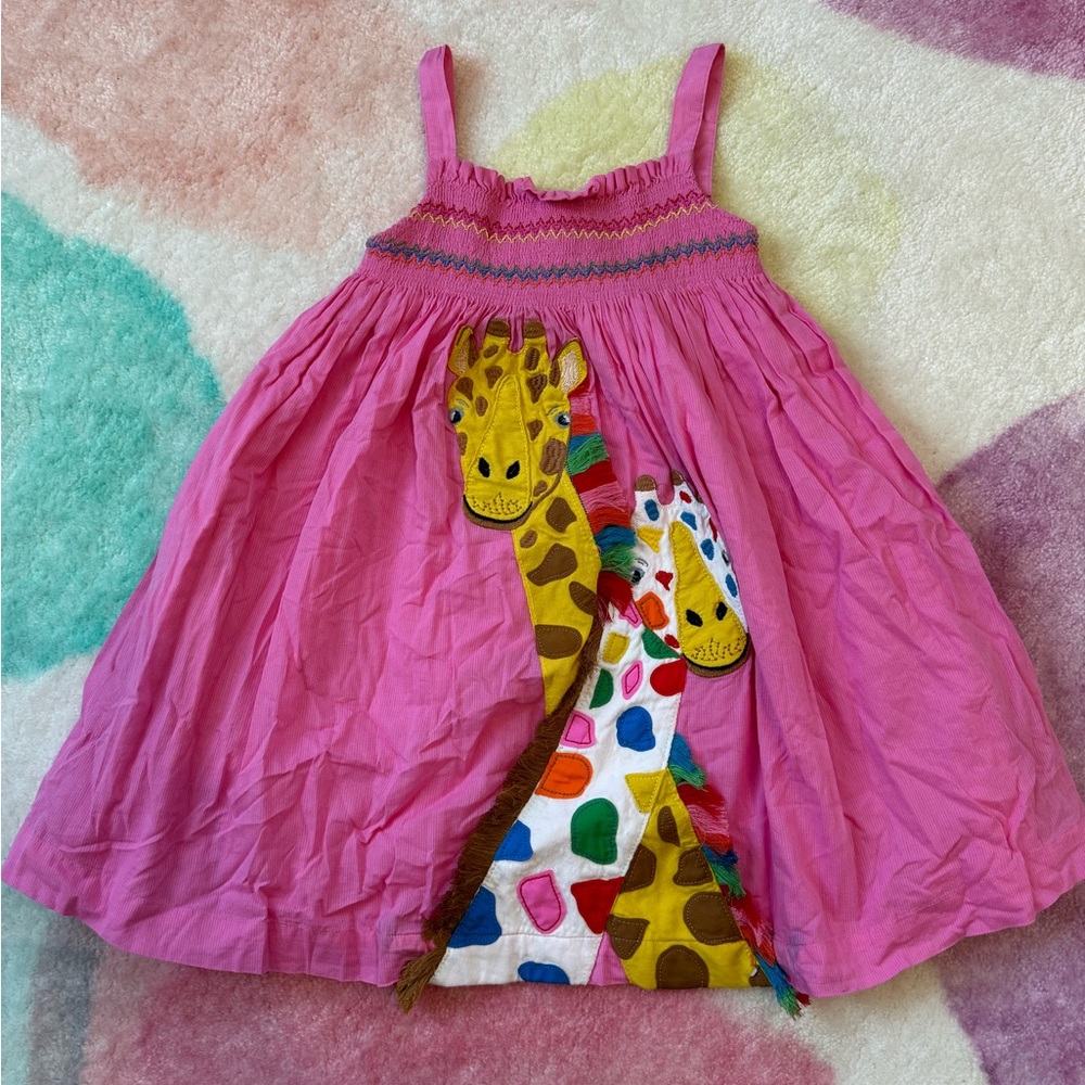Like new size 6-7 Boden giraffe dress